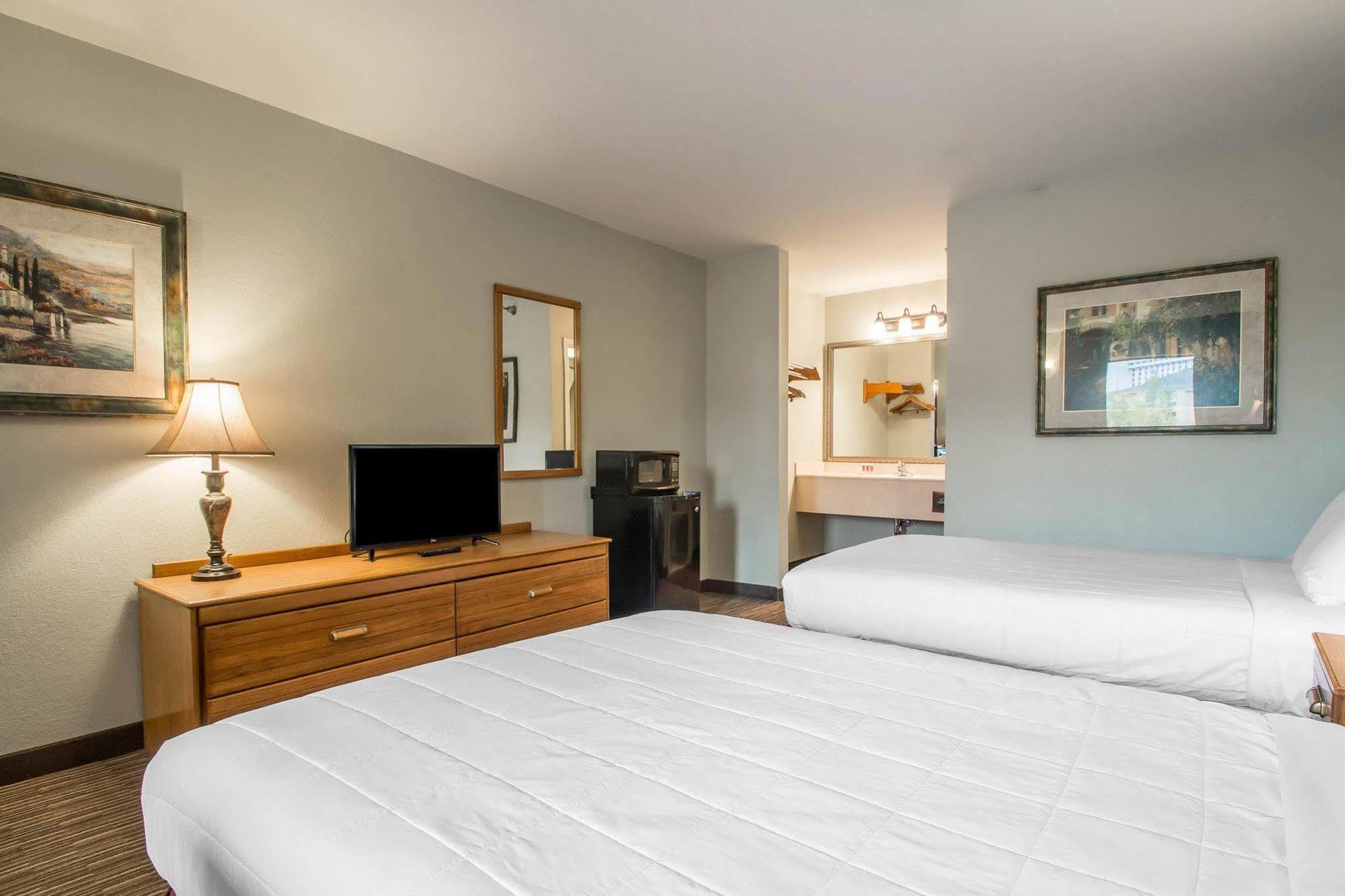 Baymont By Wyndham Branson Thousand Hills Bagian luar foto